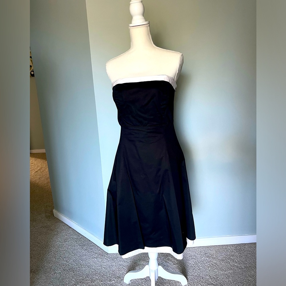 WHBM black cocktail dress with off white trim, Sz 10
